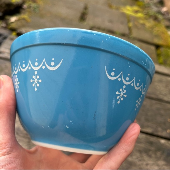 Pyrex Vintage 70’s Snowflake Blue Garland 1 1/2 Pint Bowl #401 - Picture 7 of 17